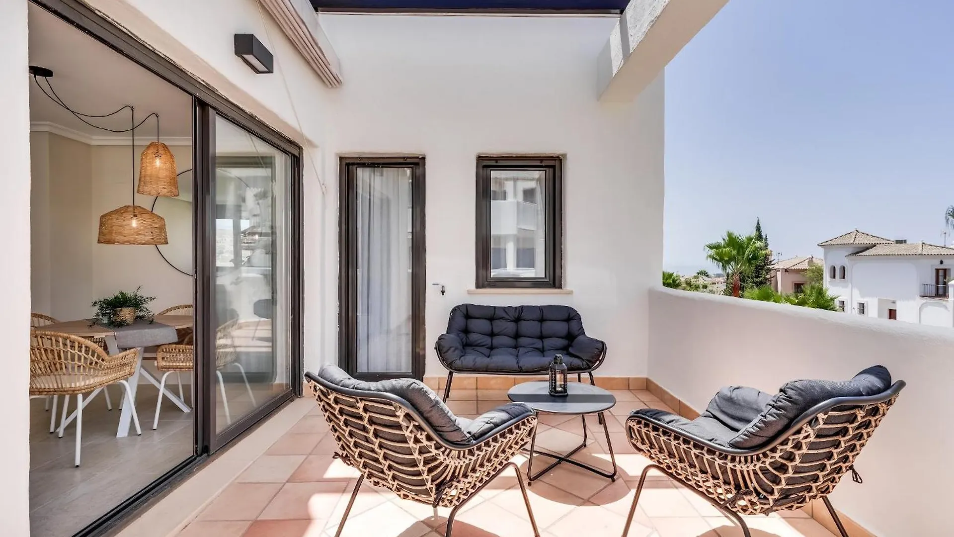 Penthouse Sunset With Jacuzzi Apartment Estepona