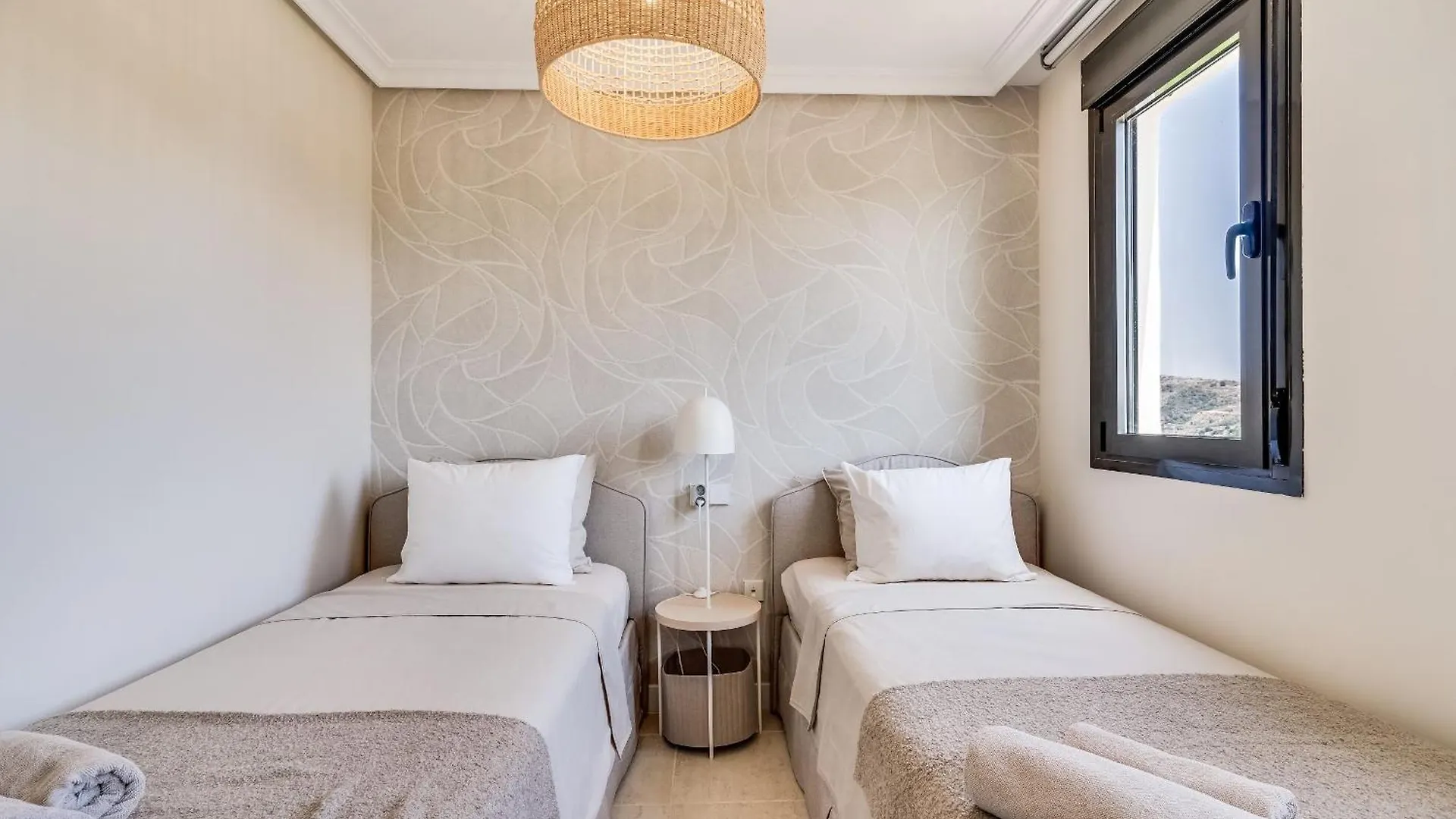 Penthouse Sunset With Jacuzzi Apartment Estepona 0*,