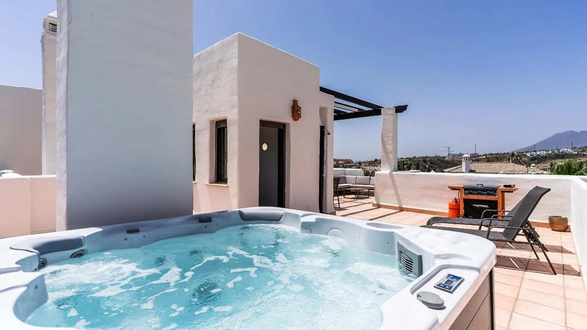Penthouse Sunset With Jacuzzi Apartment Estepona Spain